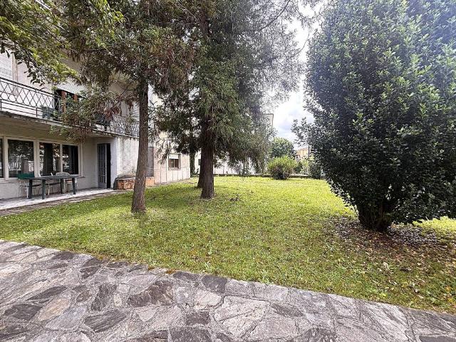 Appartamento in vendita a Lucca LU