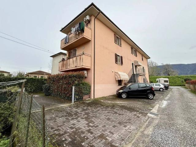 Appartamento in vendita a Lucca LU