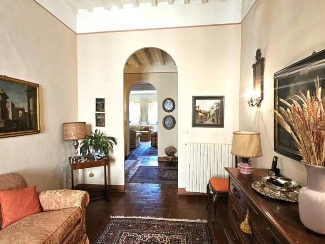 Appartamento in vendita a Lucca LU