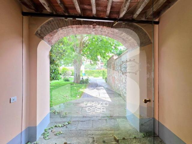Appartamento in vendita a Lucca LU