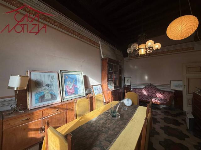 Appartamento in vendita a Lucca LU