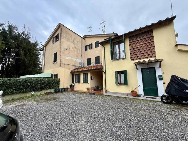 Appartamento in vendita a Lucca LU