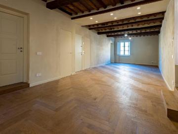 Appartamento in vendita a Lucca LU