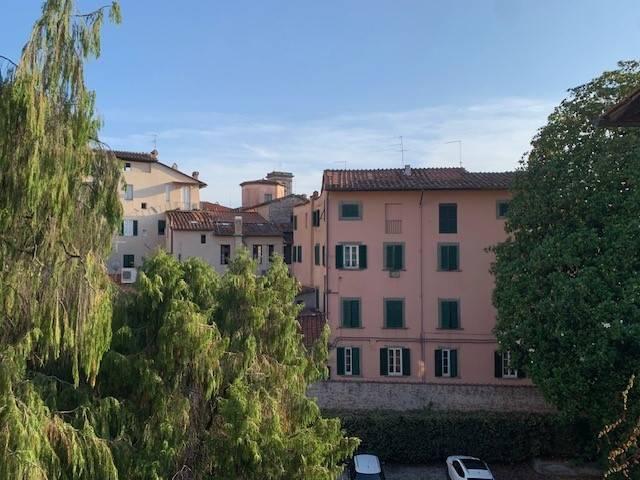 Appartamento in vendita a Lucca LU