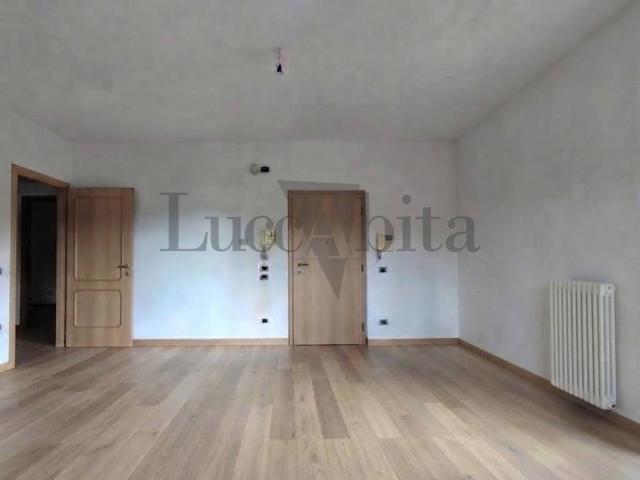 Appartamento in vendita a Lucca LU