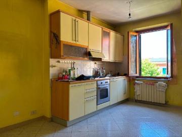 Appartamento in vendita a Lucca LU
