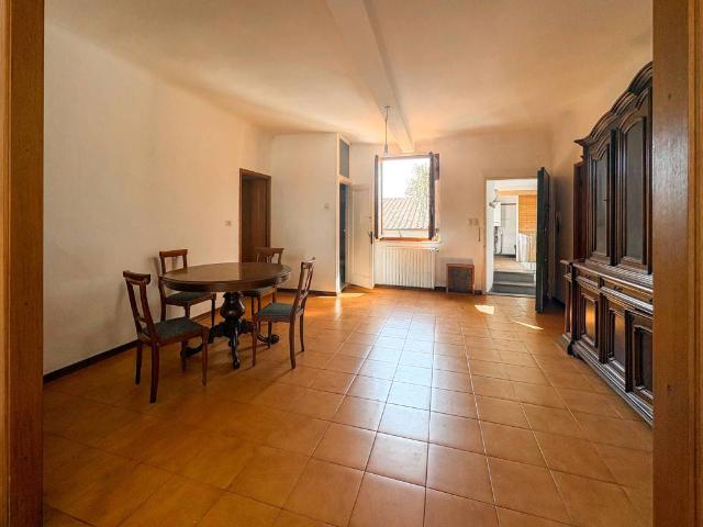 Appartamento in vendita a Lucca LU