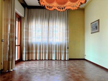 Appartamento in vendita a Lucca LU