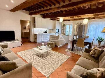 Appartamento in vendita a Lucca LU