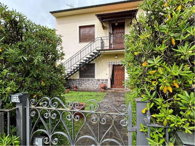Appartamento in vendita a Lucca LU