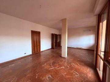 Appartamento in vendita a Lucca LU