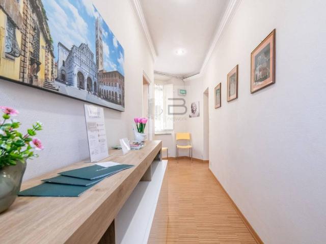 Appartamento in vendita a Lucca LU