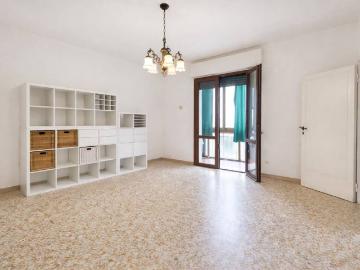 Appartamento in vendita a Lucca LU