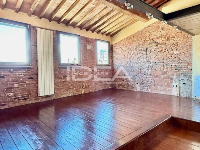 Appartamento in vendita a Lucca LU
