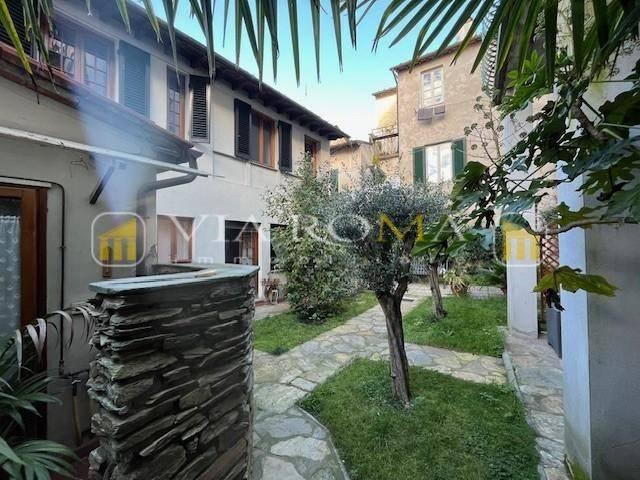 Appartamento in vendita a Lucca LU