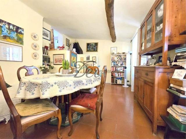 Appartamento in vendita a Lucca piazza bernardini, Piazza Anfiteatro Torre Guinigi