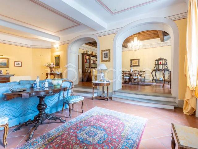 Appartamento in vendita a Lucca via dell'Arancio, 22, Piazza Anfiteatro Torre Guinigi