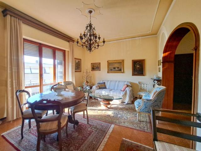 Appartamento in vendita a Lucca