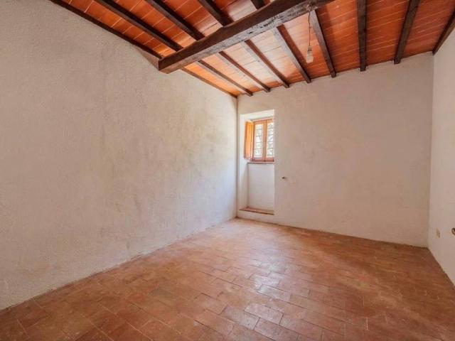 Appartamento in vendita a Lucignano AR
