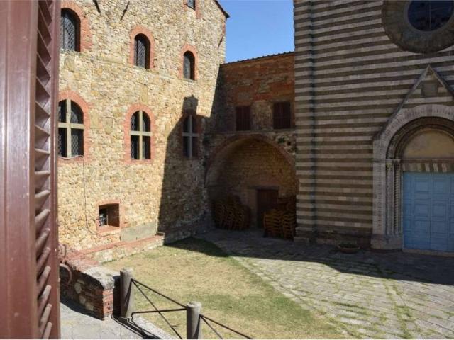 Appartamento in vendita a Lucignano AR