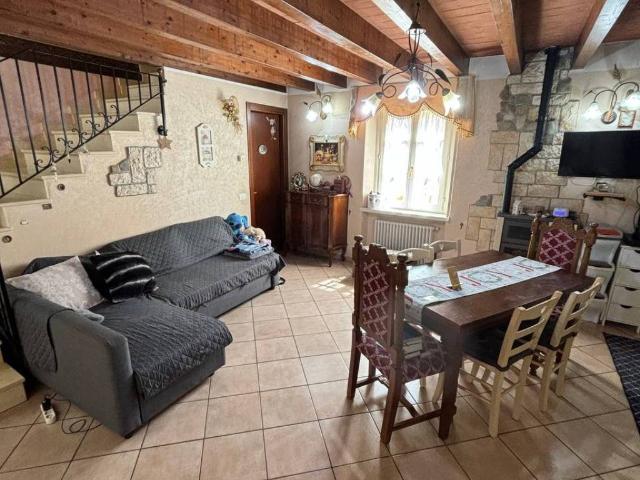 Appartamento in vendita a Lugagnano Val d'Arda PC