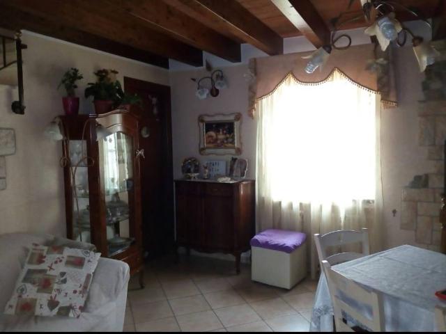 Appartamento in vendita a Lugagnano Val d'Arda PC