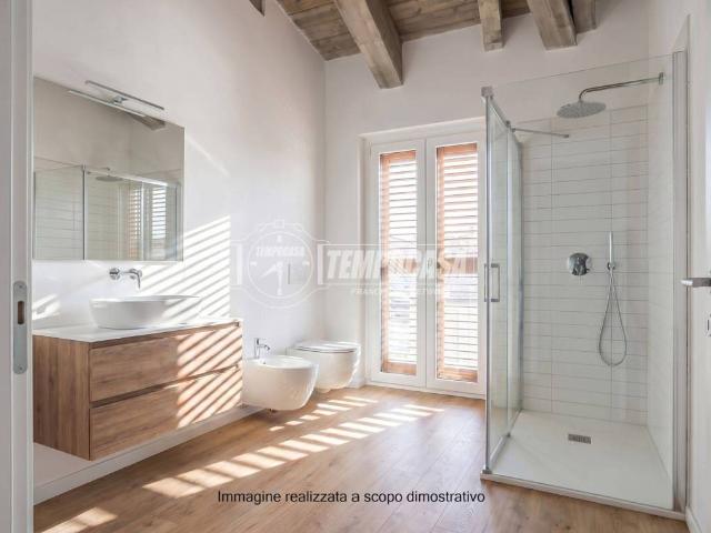 Appartamento in vendita a Luino VA