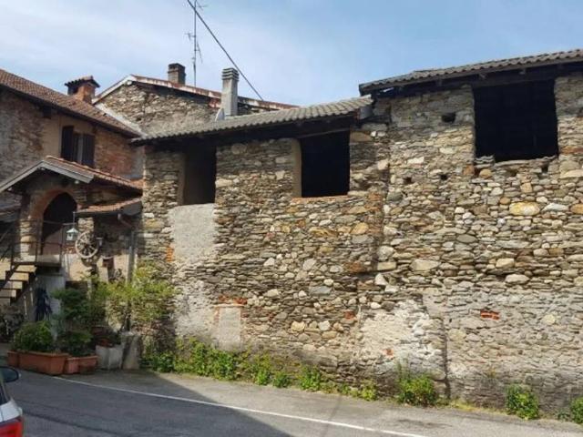 Appartamento in vendita a Luino VA