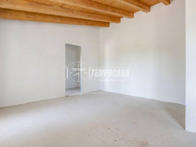 Appartamento in vendita a Luino