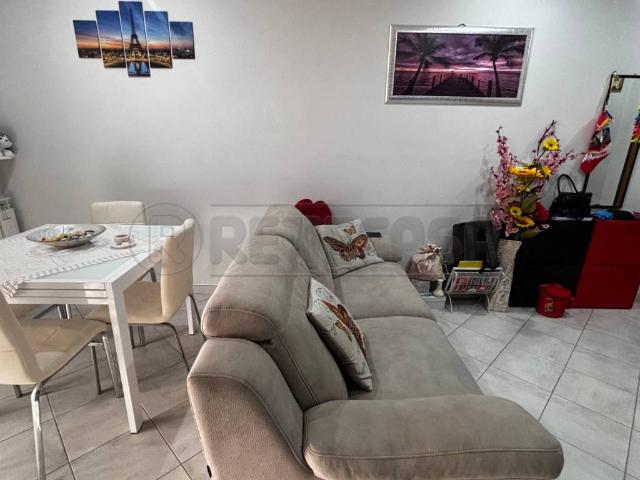 Appartamento in vendita a Luni SP