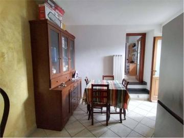 Appartamento in vendita a Luni SP