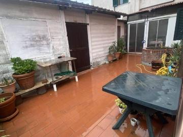 Appartamento in vendita a Luni SP
