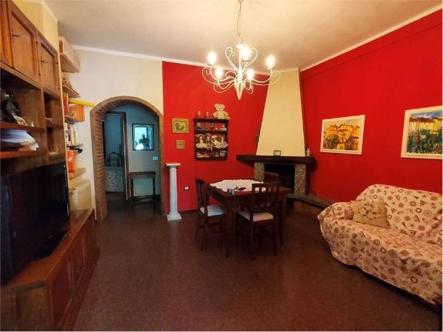 Appartamento in vendita a Luni SP
