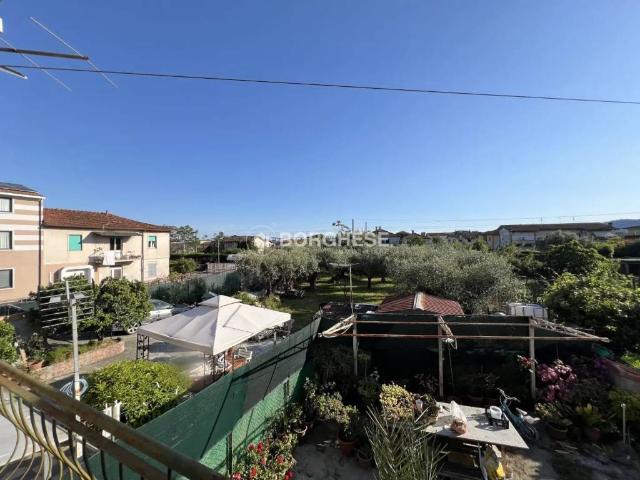 Appartamento in vendita a Luni SP