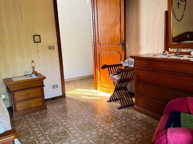 Appartamento in vendita a Luni SP