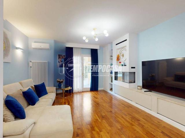 Appartamento in vendita a Lusciano CE