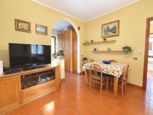 Appartamento in vendita a Lurate Caccivio CO