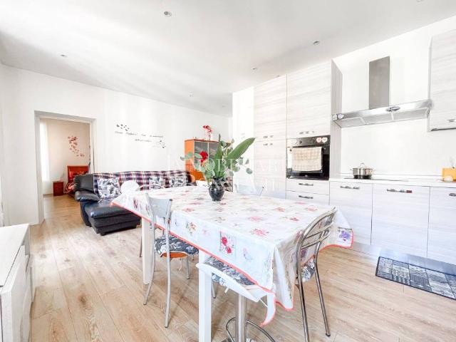 Appartamento in vendita a Lurate Caccivio CO