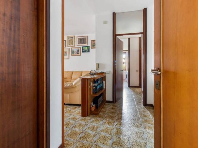 Appartamento in vendita a Lurago d'Erba CO