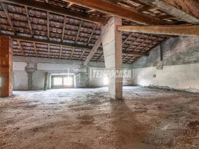 Appartamento in vendita a Lurago Marinone CO