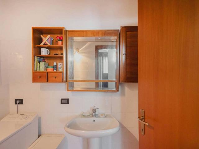 Appartamento in vendita a Luvinate