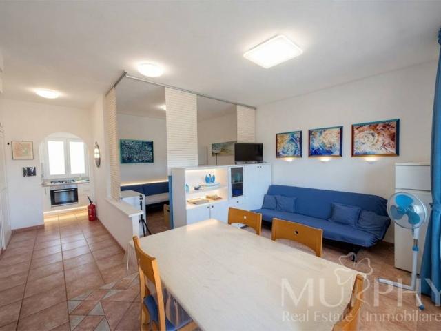 Appartamento in vendita a La Maddalena OT