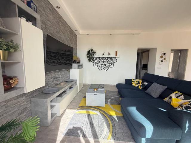 Appartamento in vendita a La Maddalena OT