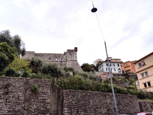 Appartamento in vendita a La Spezia via XX Settembre, 35