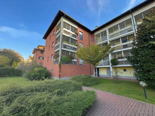 Appartamento in vendita a Lacchiarella MI