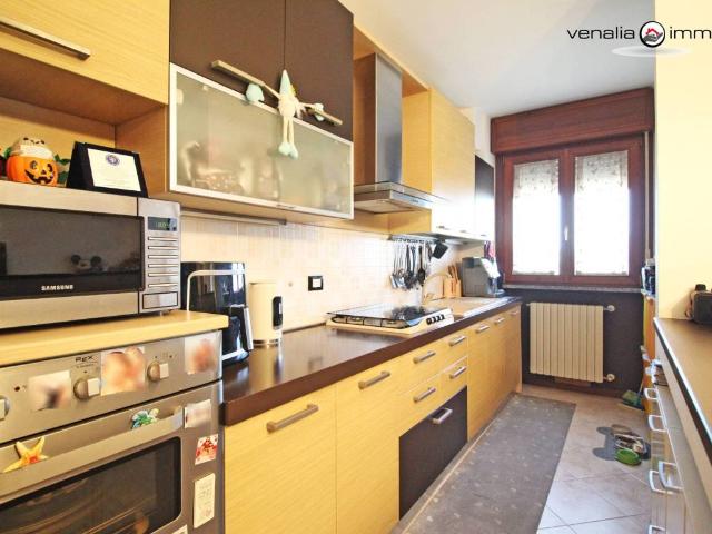 Appartamento in vendita a Lacchiarella MI