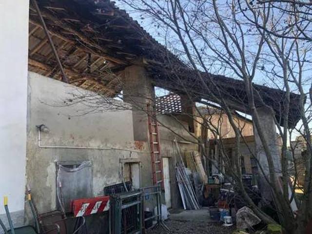 Appartamento in vendita a Lacchiarella MI