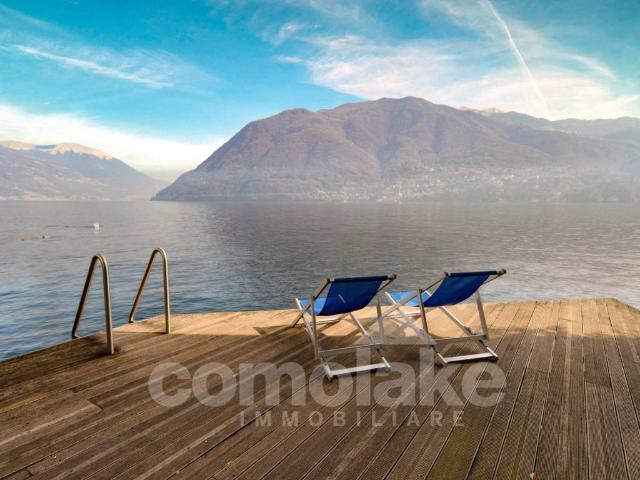 Appartamento in vendita a Laglio CO