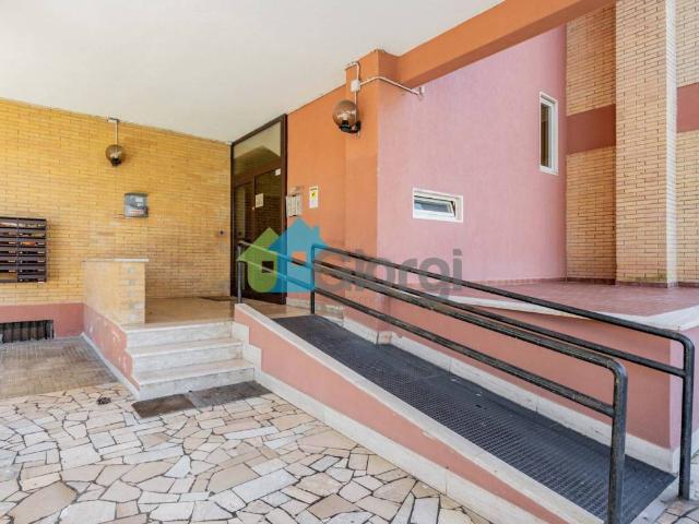 Appartamento in vendita a Ladispoli RM