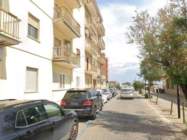 Appartamento in vendita a Ladispoli RM